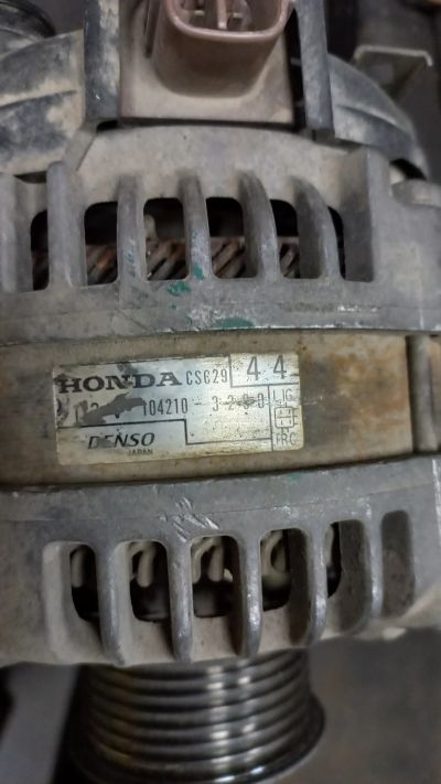 Лот: 20977614. Фото: 1. Генератор Honda неисправен. Электрооборудование