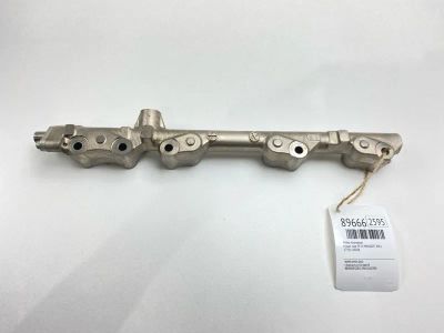 Лот: 23320606. Фото: 1. Рейка топливная Nissan Juke 2011... Топливная система