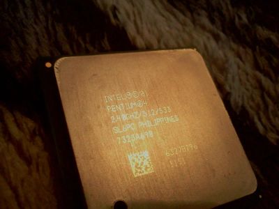 Лот: 4383994. Фото: 1. Intel pentium 4 2.4GHZ. Процессоры