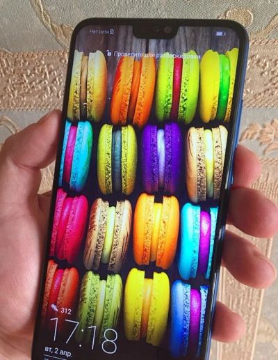 Лот: 13913249. Фото: 1. Honor 8x. Кнопочные мобильные телефоны