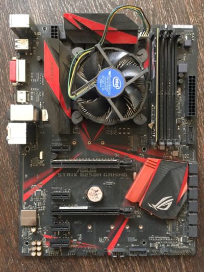 Лот: 19815694. Фото: 1. Материнская плата asus strix b250. Материнские платы