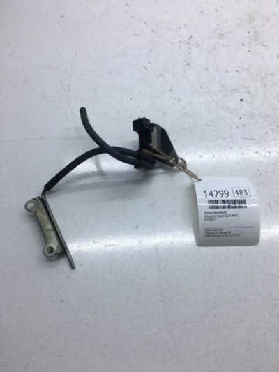 Лот: 20378491. Фото: 1. Клапан вакуумный Mitsubishi Galant... Двигатель и элементы двигателя