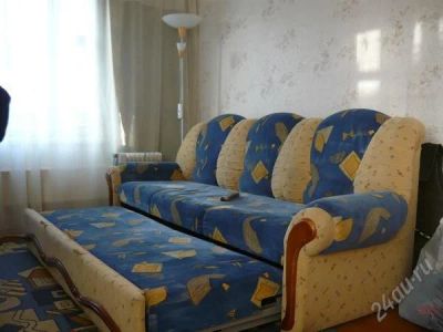 Лот: 920880. Фото: 1. Диван. Кресла, пуфы