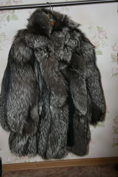 Лот: 2985598. Фото: 1. Продам шубу, чернобурка. Верхняя одежда