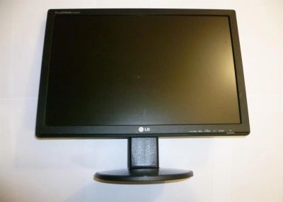 Лот: 3358859. Фото: 1. Монитор LG 19 Flatron W1942S. ЖК-мониторы