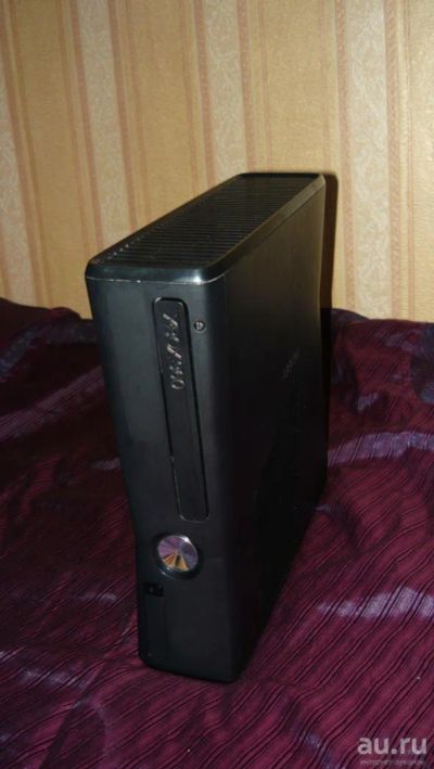 Лот: 8475936. Фото: 1. Xbox360 Slim 254gb + GTA V. Не... Игровые приставки, консоли