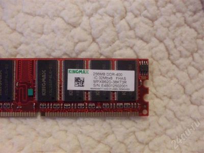 Лот: 563800. Фото: 1. Планка 256MB DDR-400 8-конвееров. Оперативная память