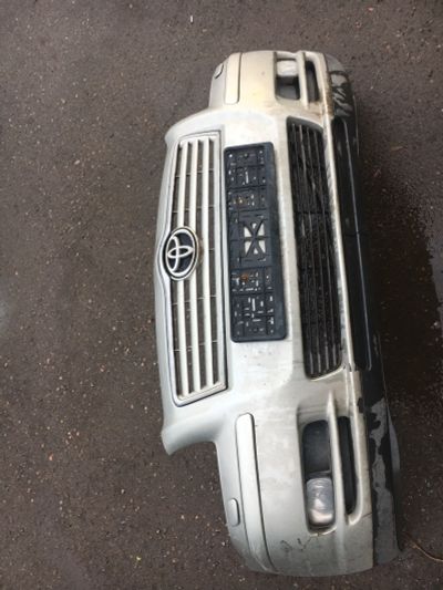 Лот: 20592696. Фото: 1. Бампер Toyota avensis 250. Кузов