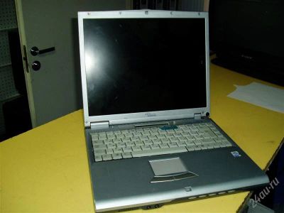 Лот: 1389070. Фото: 1. Ноутбук Fujitsu-Siemens Lifebook... Ноутбуки