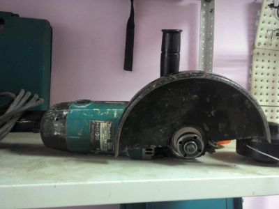 Лот: 4845207. Фото: 1. УШМ Makita 9069. Электроинструмент