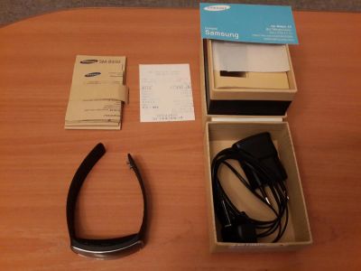 Лот: 7778686. Фото: 1. Samsung Gear Fit Акция Скидка!. Смарт-часы, фитнес-браслеты, аксессуары