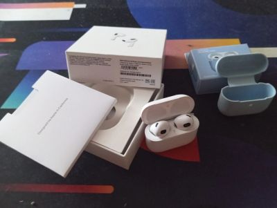 Лот: 24698556. Фото: 1. Airpods 3 не оригинал. Наушники, гарнитуры