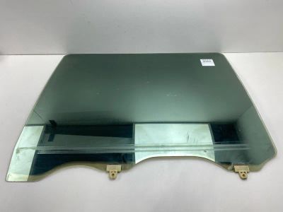 Лот: 25227132. Фото: 1. Стекло двери Nissan Vanette Serena... Кузов