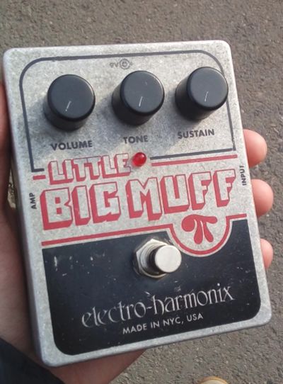 Лот: 14978233. Фото: 1. Electro Harmonix Little Big Muff. Гитарные эффекты и комбоусилители