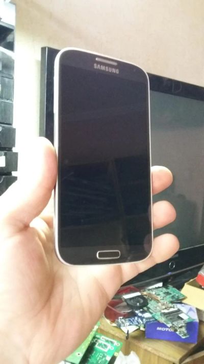 Лот: 7593789. Фото: 1. Samsung galaxy s4 i9500. Смартфоны