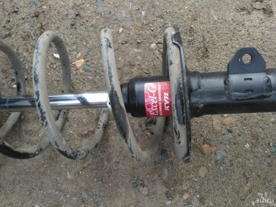 Лот: 10088367. Фото: 1. KYB Excel-G Toyota Opa. Ходовая, подвеска, рулевое управление