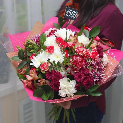 Лот: 7268716. Фото: 1. Сборный букет. Цветы на Щорса... Свежие цветы