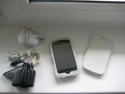 Лот: 3051919. Фото: 1. iPhone 3G-8Gb и Samsung S 3, обмен... Смартфоны