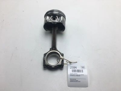 Лот: 20374369. Фото: 1. Поршень с шатуном Nissan Bluebird... Двигатель и элементы двигателя