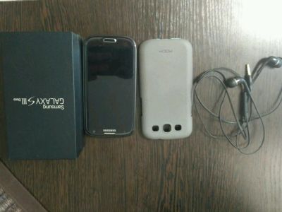 Лот: 8718774. Фото: 1. Samsung Galaxy S3 Duos + защитное... Смартфоны