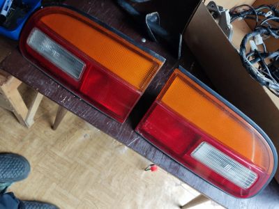 Лот: 23602454. Фото: 1. Фонари вставки багажника Mitsubishi... Оптика и освещение