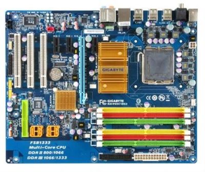 Лот: 3416181. Фото: 1. Gigabyte GA-P35C-DS3. Материнские платы
