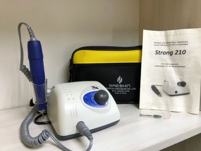 Лот: 15611470. Фото: 1. Аппарат Strong 210/105L без педали... Инструменты, аксессуары