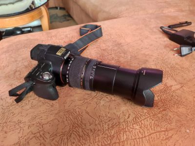 Лот: 20292335. Фото: 1. Sony Alpha SLT-A35 с двумя объективами... Цифровые зеркальные