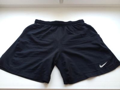 Лот: 6652233. Фото: 1. Шорты мужские Nike 52 р-р. Б/У. Шорты