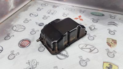 Лот: 23588165. Фото: 1. Поддон КПП Volvo S40 B5244S4 31216657. Трансмиссия