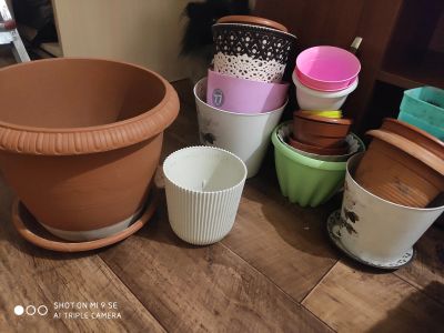 Лот: 14759872. Фото: 1. Горшки для цветов бесплатно. Кашпо, горшки, вазоны для цветов