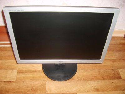 Лот: 3481034. Фото: 1. монитор LG 1942 (неисправный). ЖК-мониторы