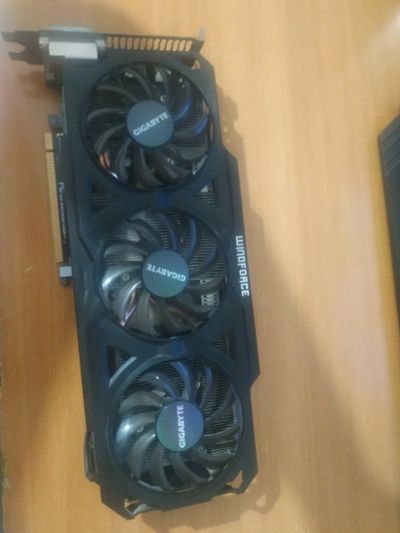 Лот: 16974754. Фото: 1. Видеокарта Gigabyte AMD Radeon... Видеокарты