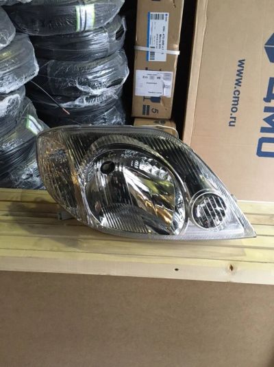 Лот: 8141524. Фото: 1. Фара Toyota Corolla 00-02 для... Оптика и освещение
