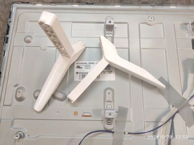 Лот: 21277051. Фото: 1. ножки MAM639245 32LF51 tv LG 32LH519U... Кронштейны, стойки, подставки