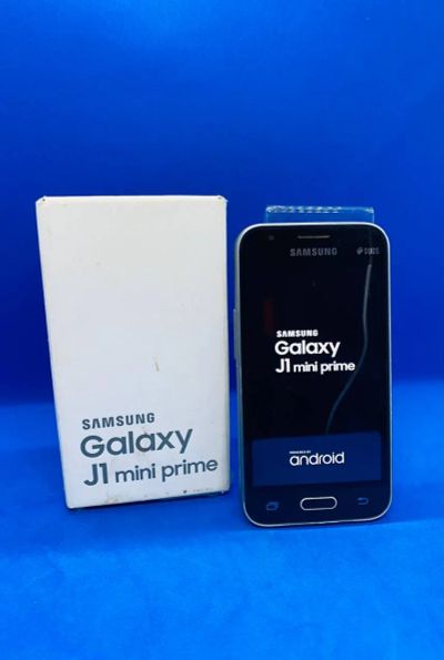 Лот: 19627776. Фото: 1. Samsung Galaxy J1 Mini Prime... Смартфоны