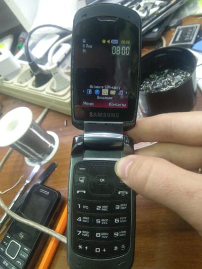 Лот: 16134304. Фото: 1. Samsung S5510 без АКБ. Кнопочные мобильные телефоны