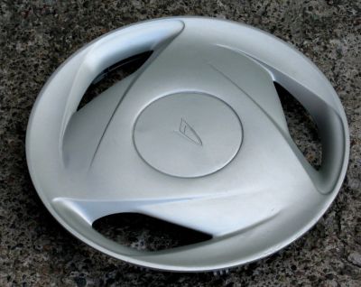 Лот: 19900862. Фото: 1. Колпак на штампованный диск R15. Колпаки