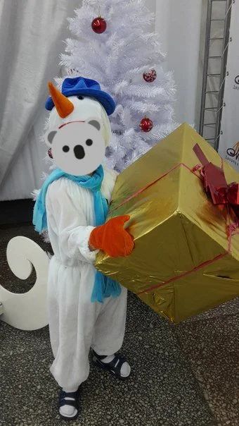 Лот: 11774884. Фото: 1. Новогодний костюм снеговика 104. Детские карнавальные, праздничные костюмы
