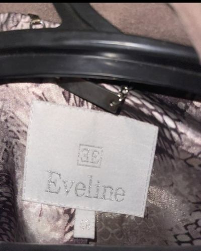 Лот: 19493268. Фото: 1. Пальто женское Eveline 48-52. Верхняя одежда