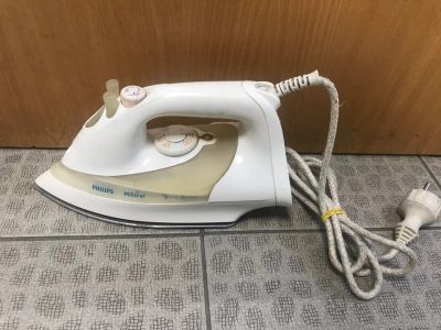 Лот: 17136743. Фото: 1. Утюг Philips mistral. Утюги, парогенераторы, отпариватели