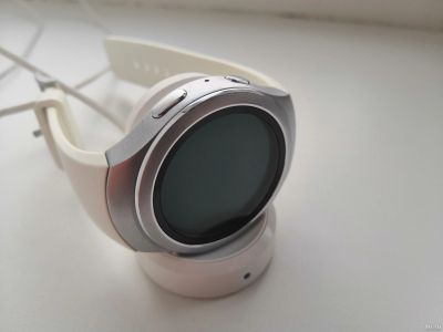 Лот: 16975803. Фото: 1. Samsung gear s2. Смарт-часы, фитнес-браслеты, аксессуары