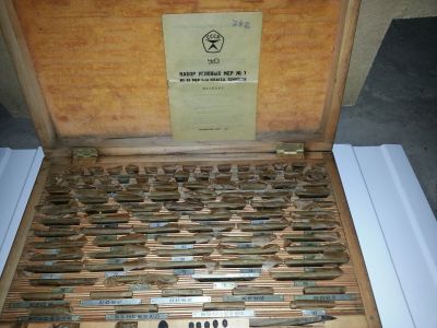 Лот: 14455748. Фото: 1. Меры угловые, класс 1, набор... Ручной инструмент