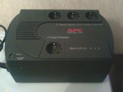 Лот: 6975850. Фото: 1. Бесперебойник apc be525-rs. ИБП, аккумуляторы для ИБП