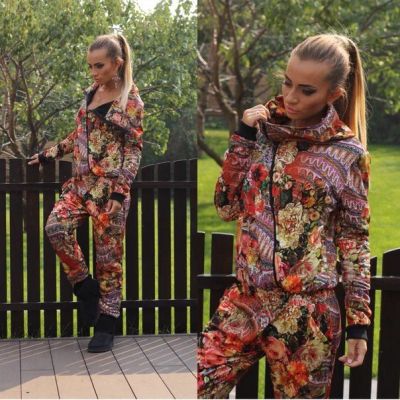 Лот: 9169281. Фото: 1. Стильный комбинезон. Комбинезоны