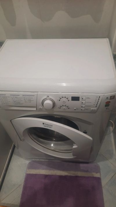 Лот: 21373564. Фото: 1. Стиральная машина бу. Hotpoint... Стиральные машины