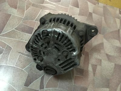 Лот: 11046508. Фото: 1. Продам генератор denso на двигатель... Электрооборудование
