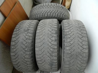Лот: 6021913. Фото: 1. Комплект зимней резины Nokian... Шины