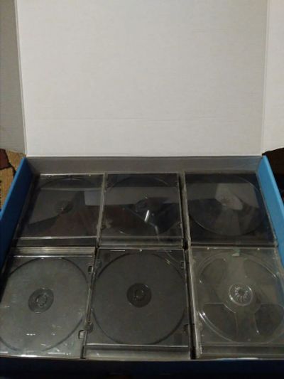 Лот: 19907507. Фото: 1. Коробки, боксы для CD, DVD дисков... Органайзеры для дисков, боксы