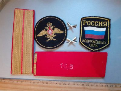 Лот: 25768367. Фото: 1. погоны+петлицы+шевроны младшего... Нашивки, шевроны, погоны